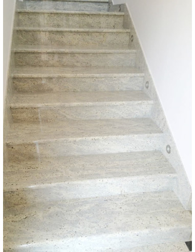 Kashmir White granit